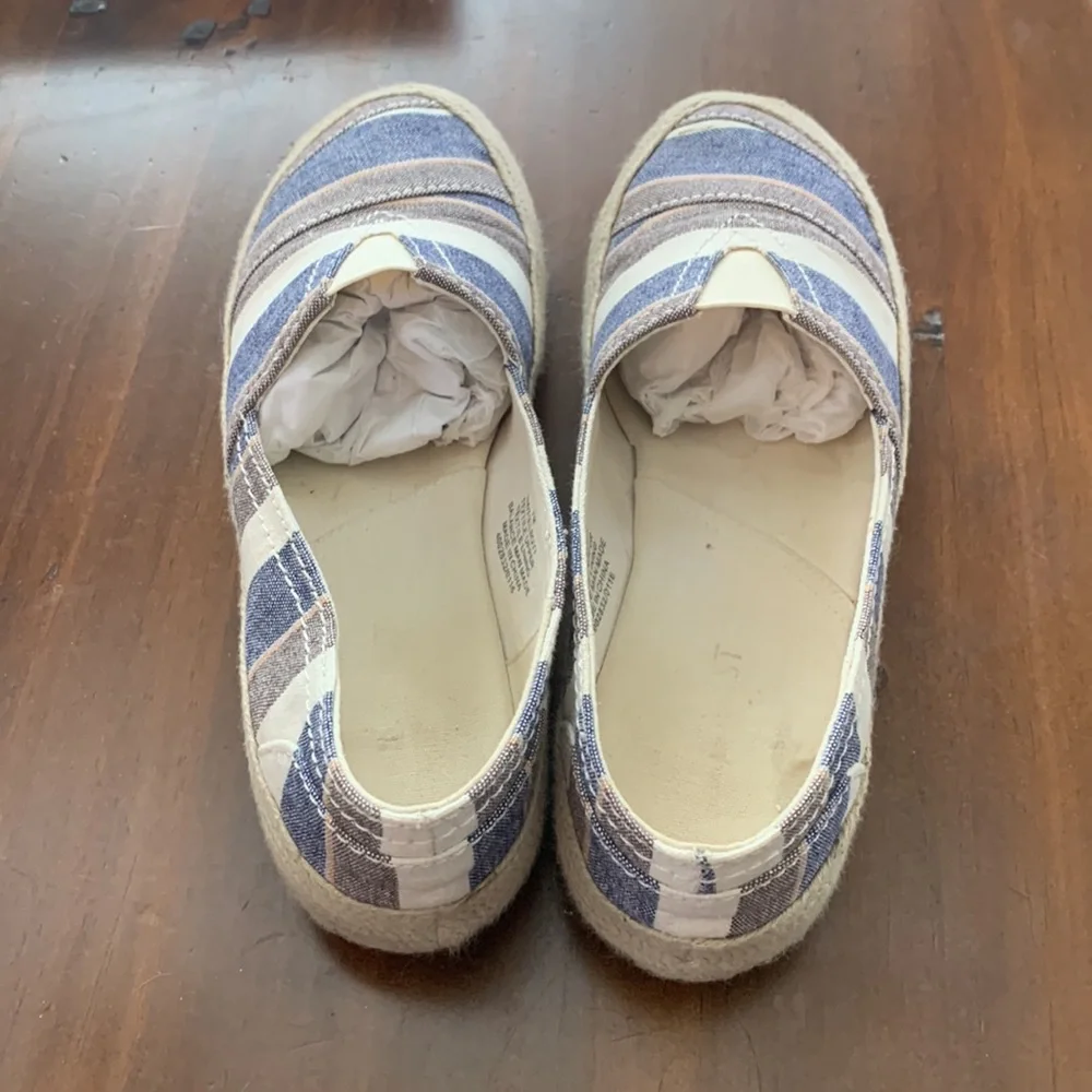 Nine West Gilboy Espadrille Slip-on Shoes - Size 7M - Picture 5 of 8